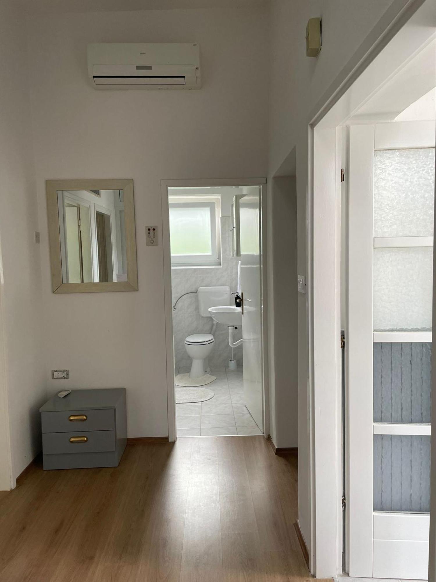 Holiday House Fila Турань Екстер'єр фото